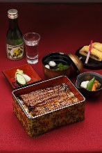 Extra premium eel served over rice in a lacquered box