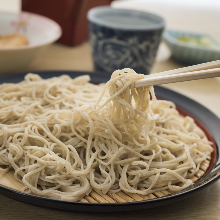 Chilled buckwheat noodles without broth