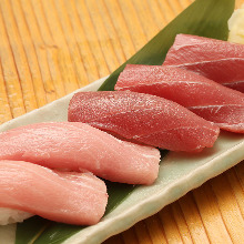 Tuna sushi platter