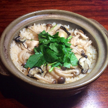 Donabe Gohan (rice in an earthen pot)