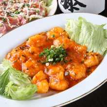 Stir-fried shrimp in chili sauce