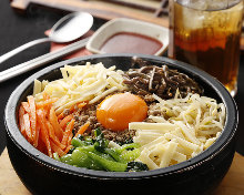 Stone grilled cheese bibimbap