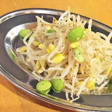 Bean sprouts namul (Korean seasoned bean sprouts)