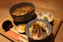 Tempura rice bowl and soba meal set