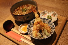 Tempura rice bowl and soba meal set