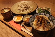 Tempura rice bowl and soba meal set