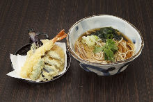 Buckwheat noodles with tempura