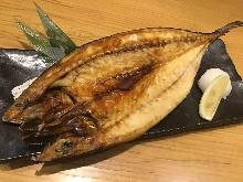 Seared mackerel