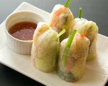 Goi cuon (fresh spring rolls)