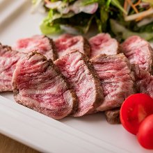 Seared wagyu beef tenderloin