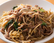 Yakisoba noodles