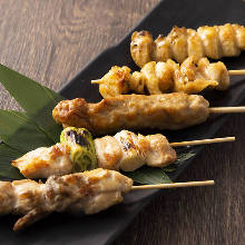 Assorted grilled chicken skewers Assorted grilled chicken skewers