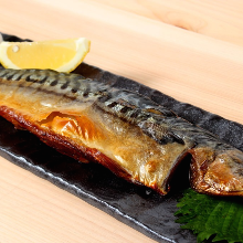 Soy sauce-pickled grilled mackerel