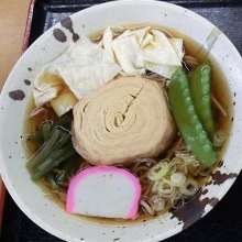 Buckwheat noodles served on a bamboo strainer with yuba (tofu skin) Buckwheat noodles served on a bamboo strainer with yuba (tofu skin)