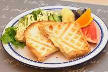 Toasted sandwiches