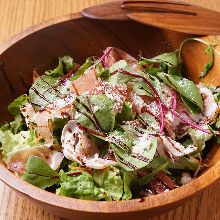 Raw ham salad