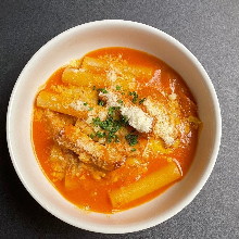 spicy stir fried Korean rice cakes (Italian ver)