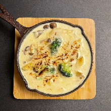 mushroom gorgonzola gratin