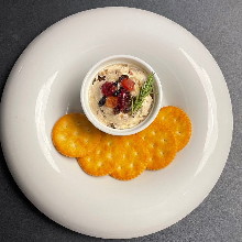 raisin and fig cream cheese