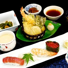 Sushi and tempura set meal