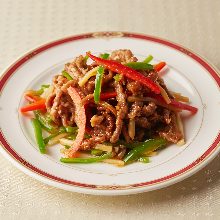 Stir-fried beef with oyster sauce