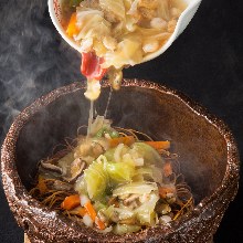 Sara Udon (fried noodles  with vegetable and various toppings)