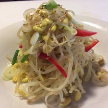 Bean sprouts namul (Korean seasoned bean sprouts)