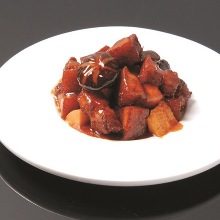Stir-fried beef brisket in soy sauce