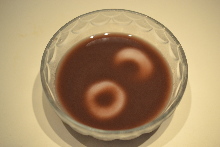 Shiratama zenzai (sweet red bean soup with rice flour dumplings)