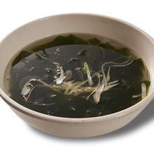 Wakame seaweed soup