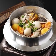 Gomoku kamameshi (pot rice)