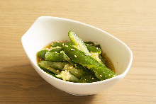 Crushed cucumber with sesame oil and salt