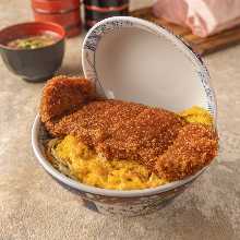 Sirloin cutlet rice bowl