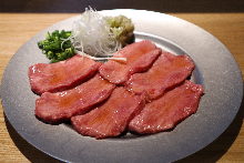 Premium grilled tongue seasoned with salt