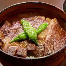 Steak rice bowl