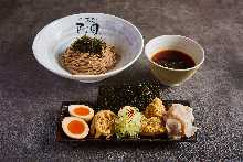 Buckwheat noodles dipped in a broth