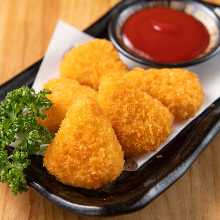 Fried camembert cheese Fried camembert cheese