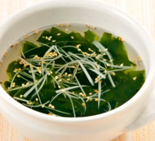 Wakame seaweed soup