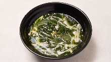 Wakame seaweed soup