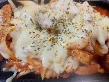 Cheese Buldak (Spicy Chicken with Cheese) Set