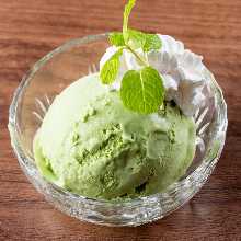 Matcha ice cream