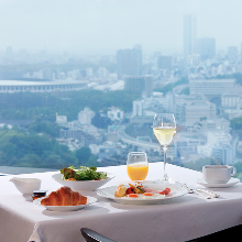 All-you-can-eat salad