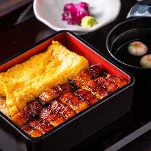 Eel and egg rice bowl