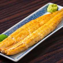 Grilled eel without seasoning