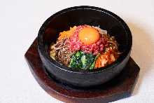 Stone grilled tartare bibimbap