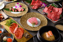 25,000 JPY Course (12 Items) 25,000 JPY Course (12 Items)