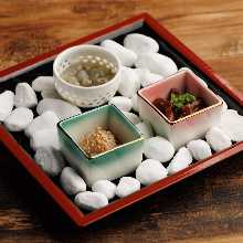 Assorted snacks, 3 kinds