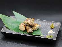 Charcoal-grilled Iwai chicken (from Iwate Prefecture)