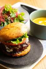 Delicious Teriyaki Burger (GF, Vegan, Soy Meat)