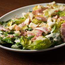 Caesar salad with romaine lettuce
